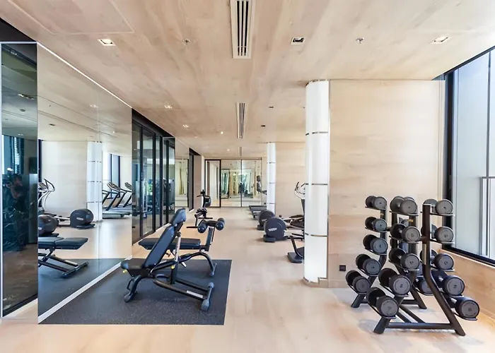 Walktobts>emdistrict/cityviewpool&gym/wifi/washer